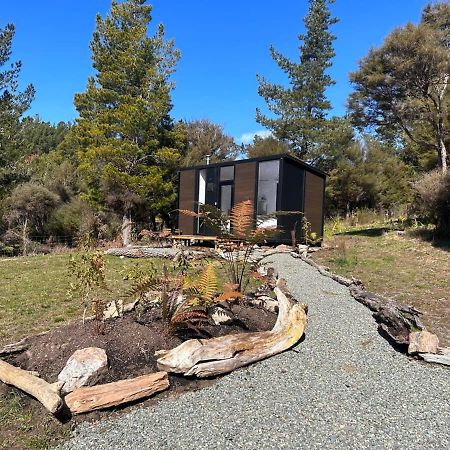Ruru Tiny House By Tiny Away Villa Rangihaeata Exterior photo